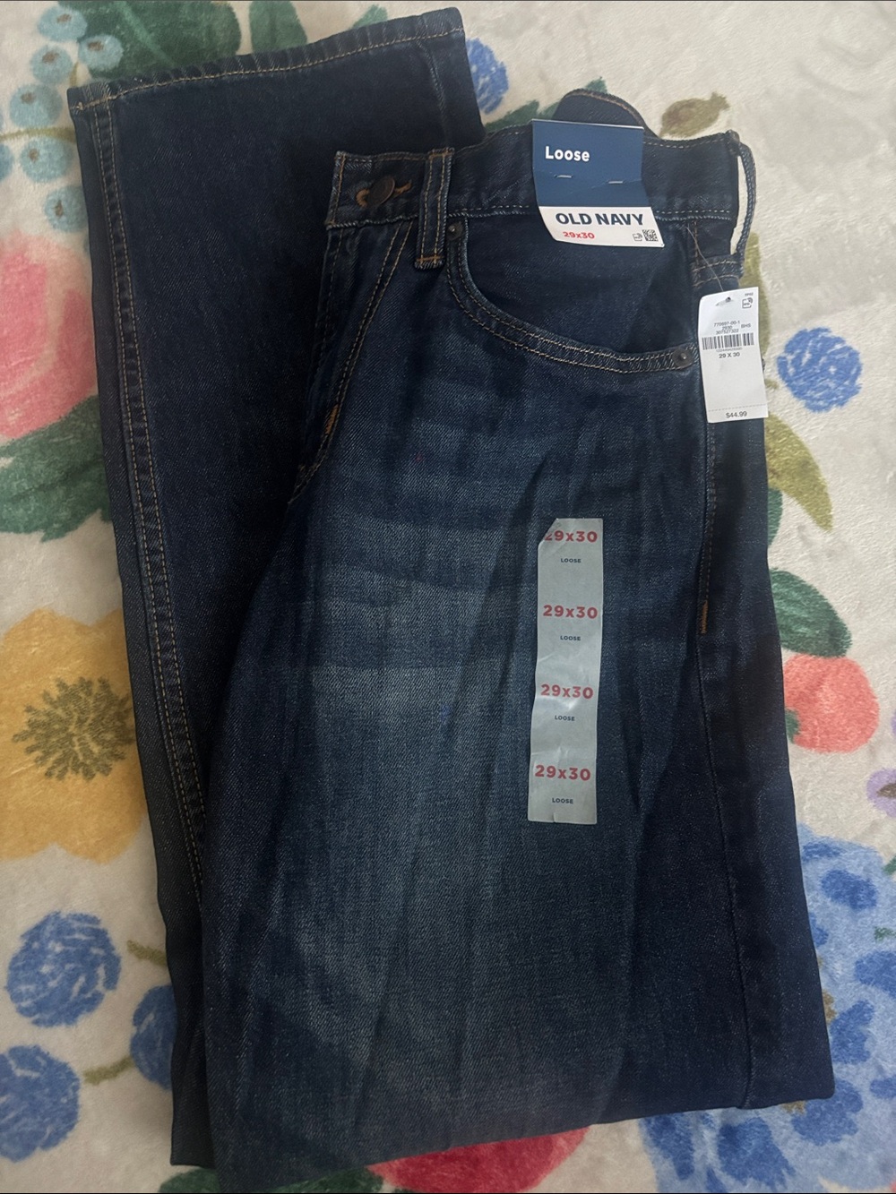 Old Navy Men’s Loose Fit Jeans in Dark Indigo Wash